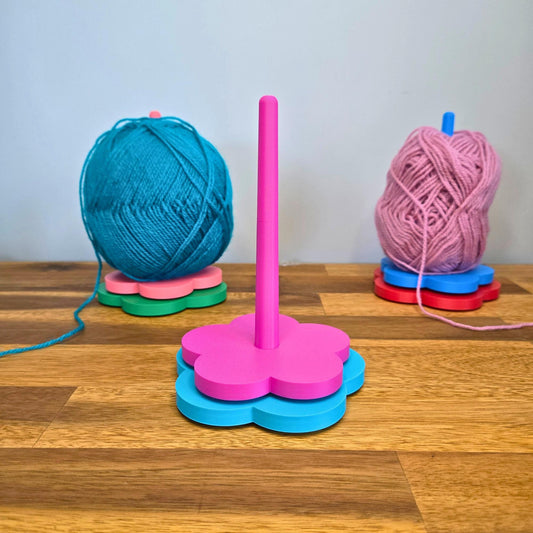 Rotating Yarn Holder
