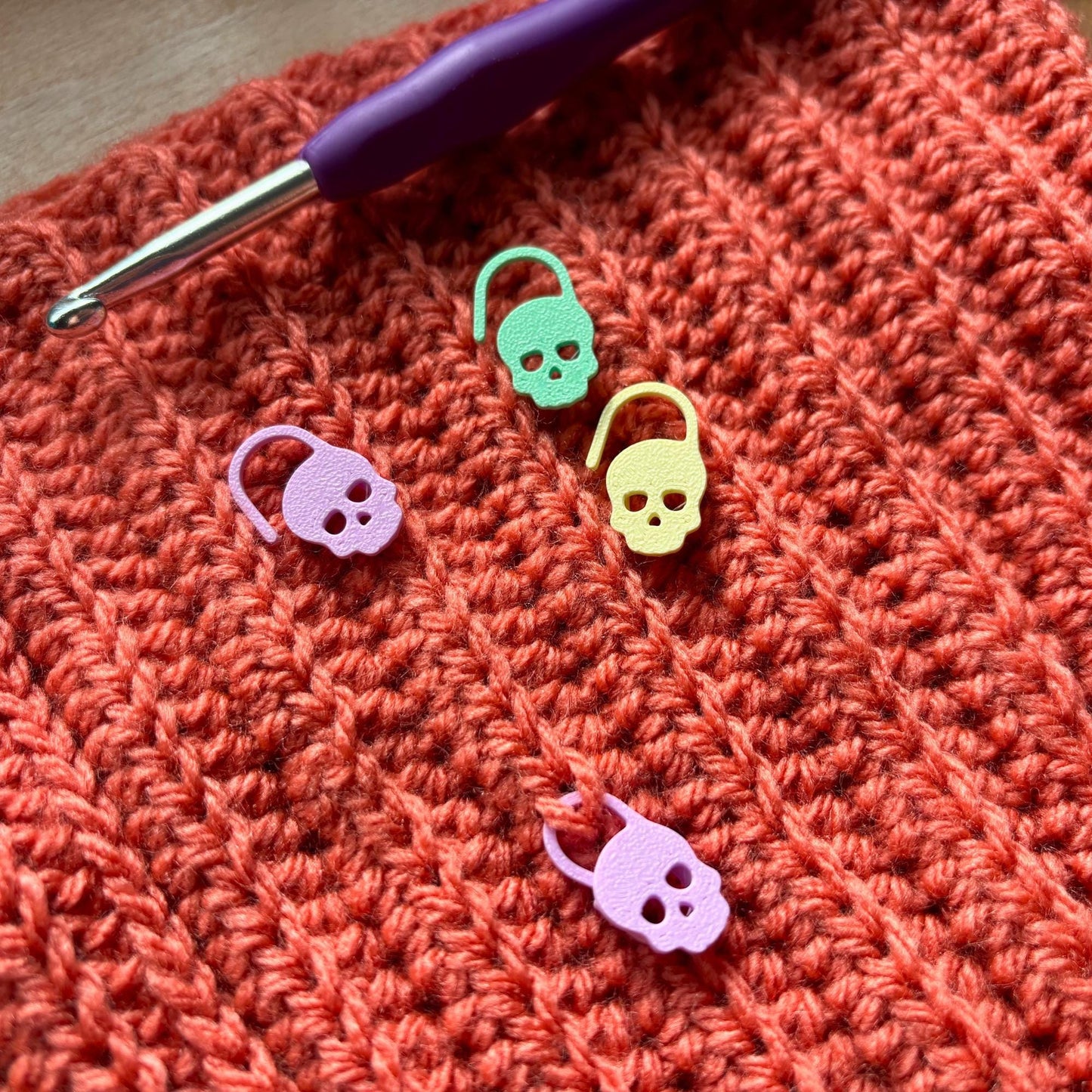 Skull Stitch Marker | Set of 20