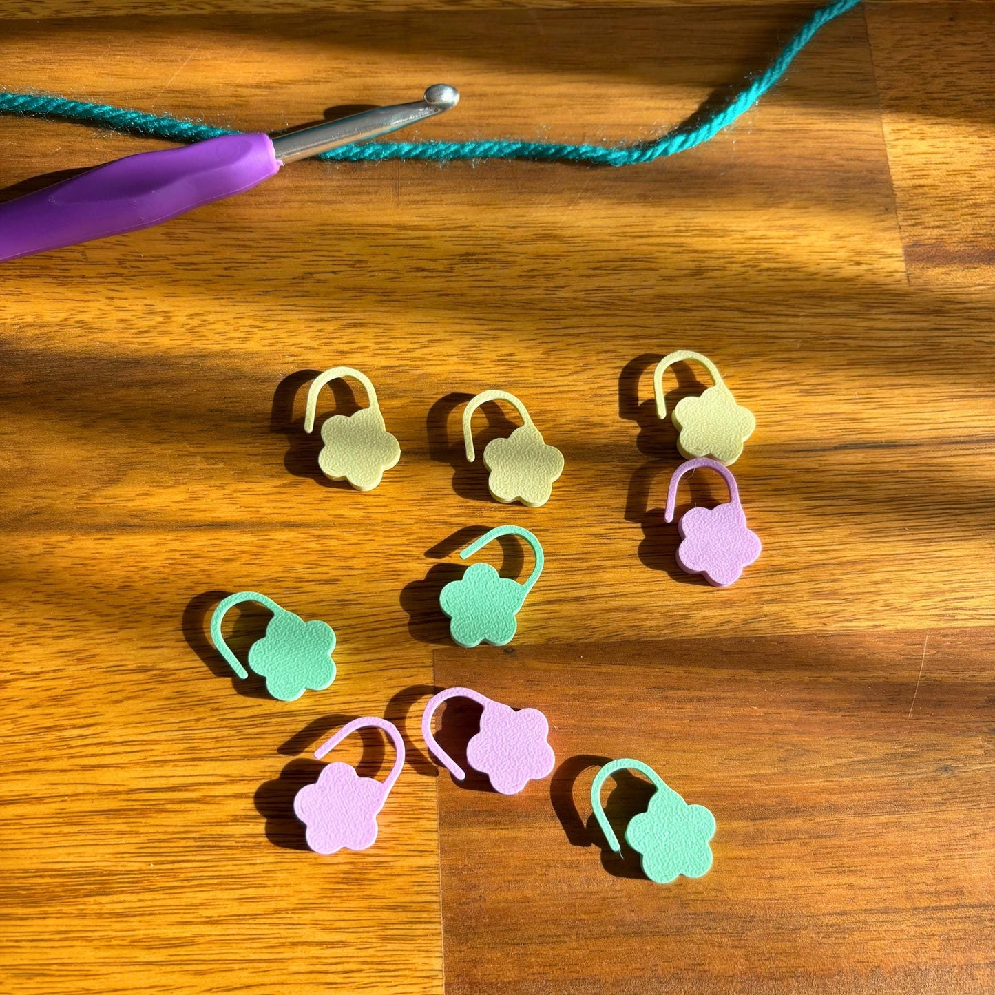 Flower Stitch Marker | Set of 20