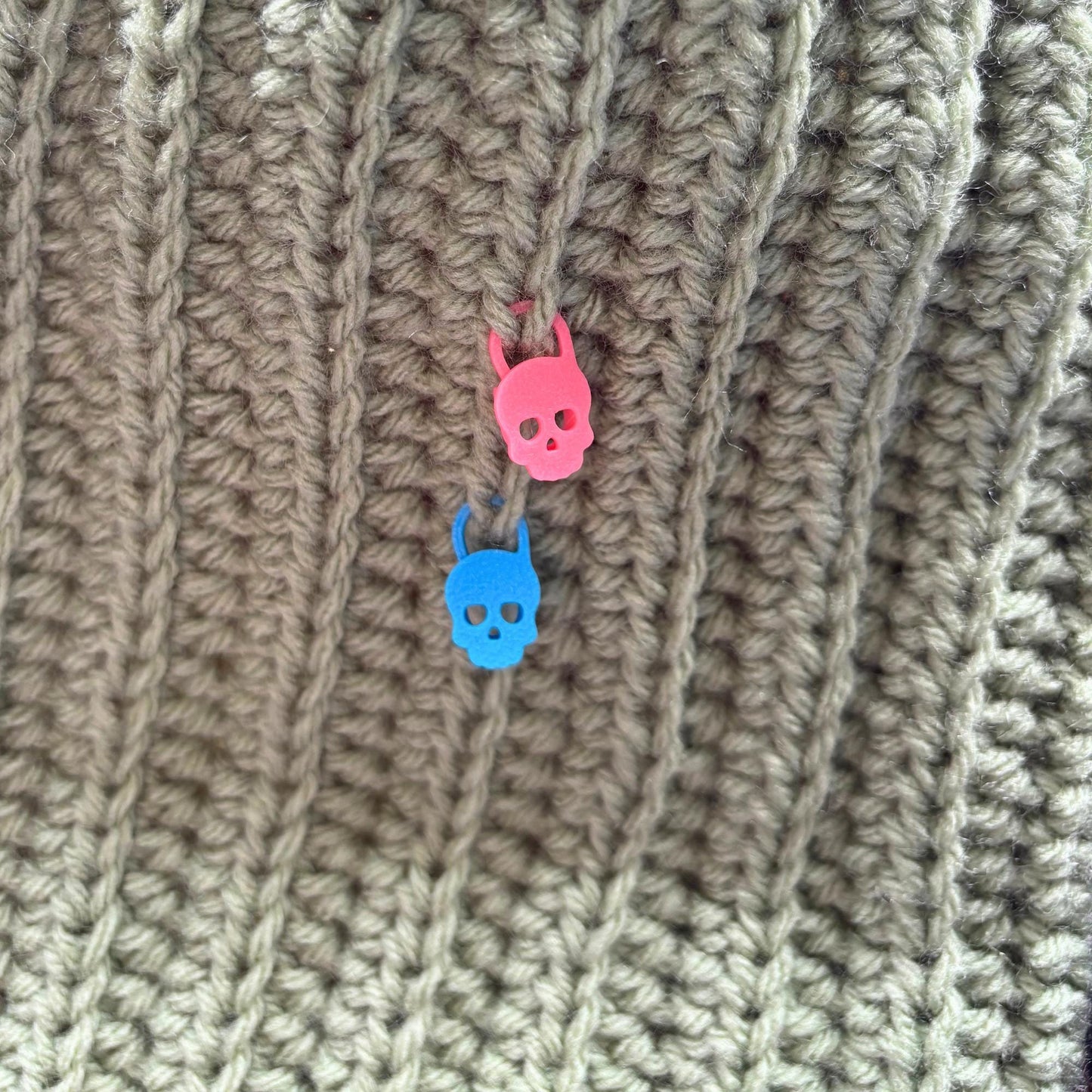 Skull Stitch Marker | Set of 20