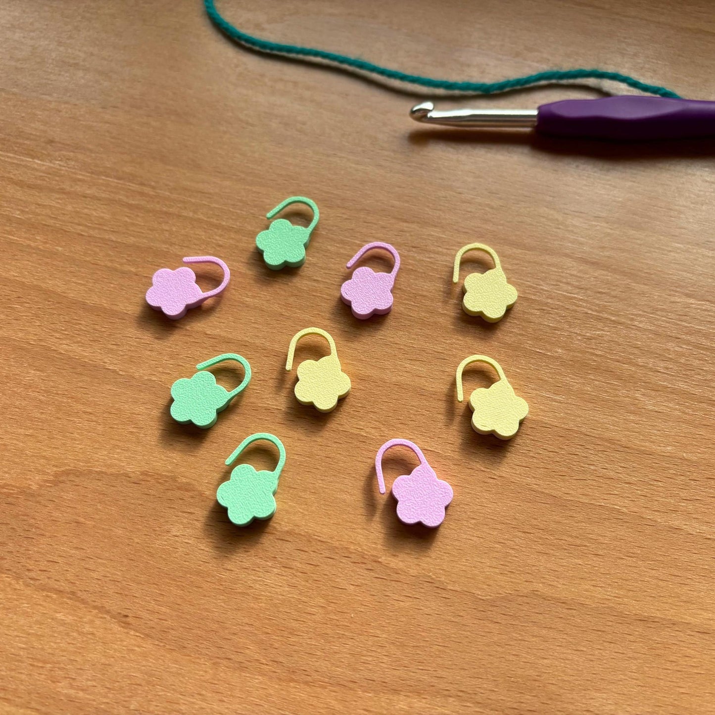 Flower Stitch Marker | Set of 20