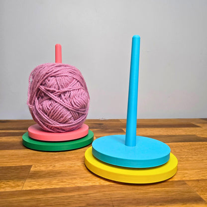 Rotating Yarn Holder