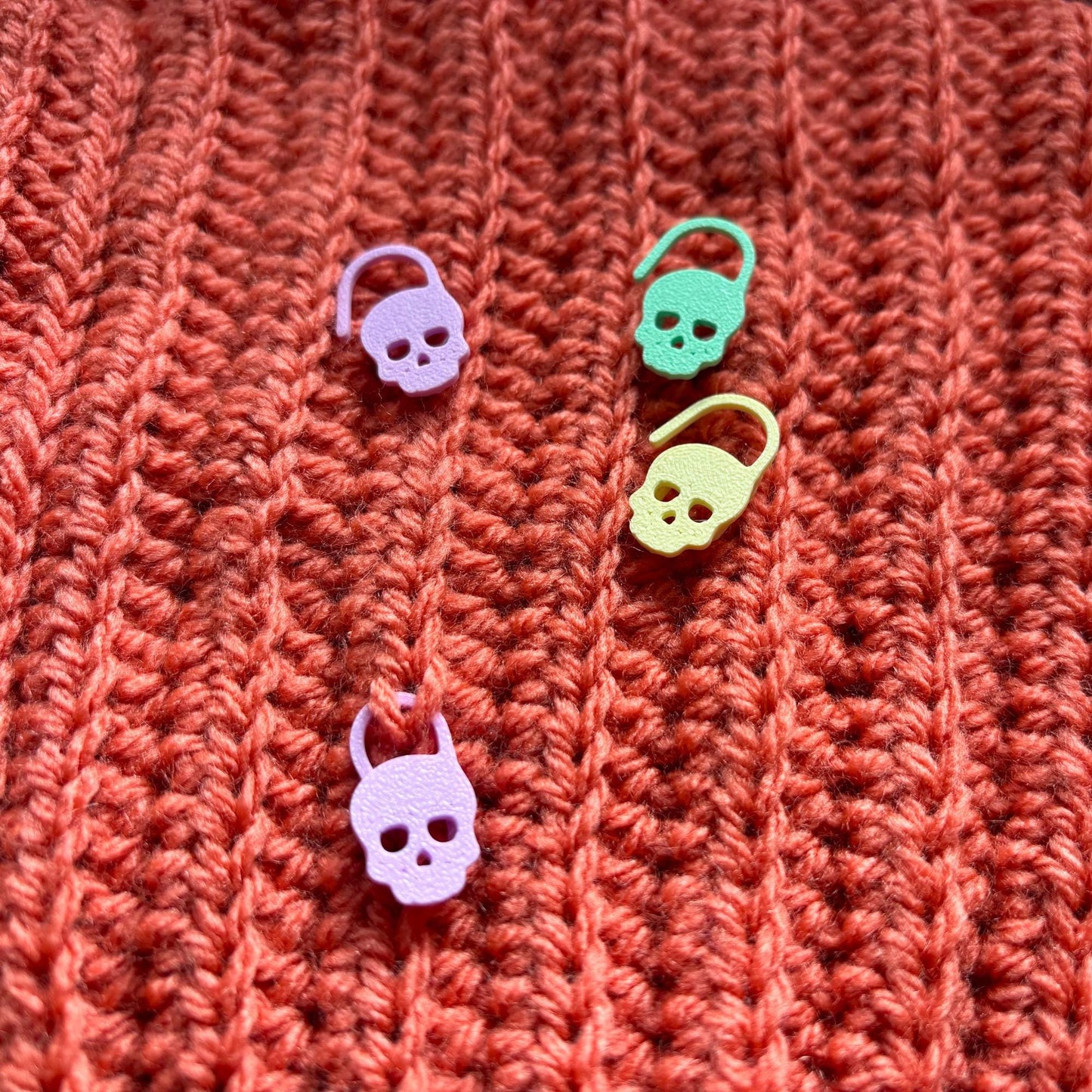 Skull Stitch Marker | Set of 20