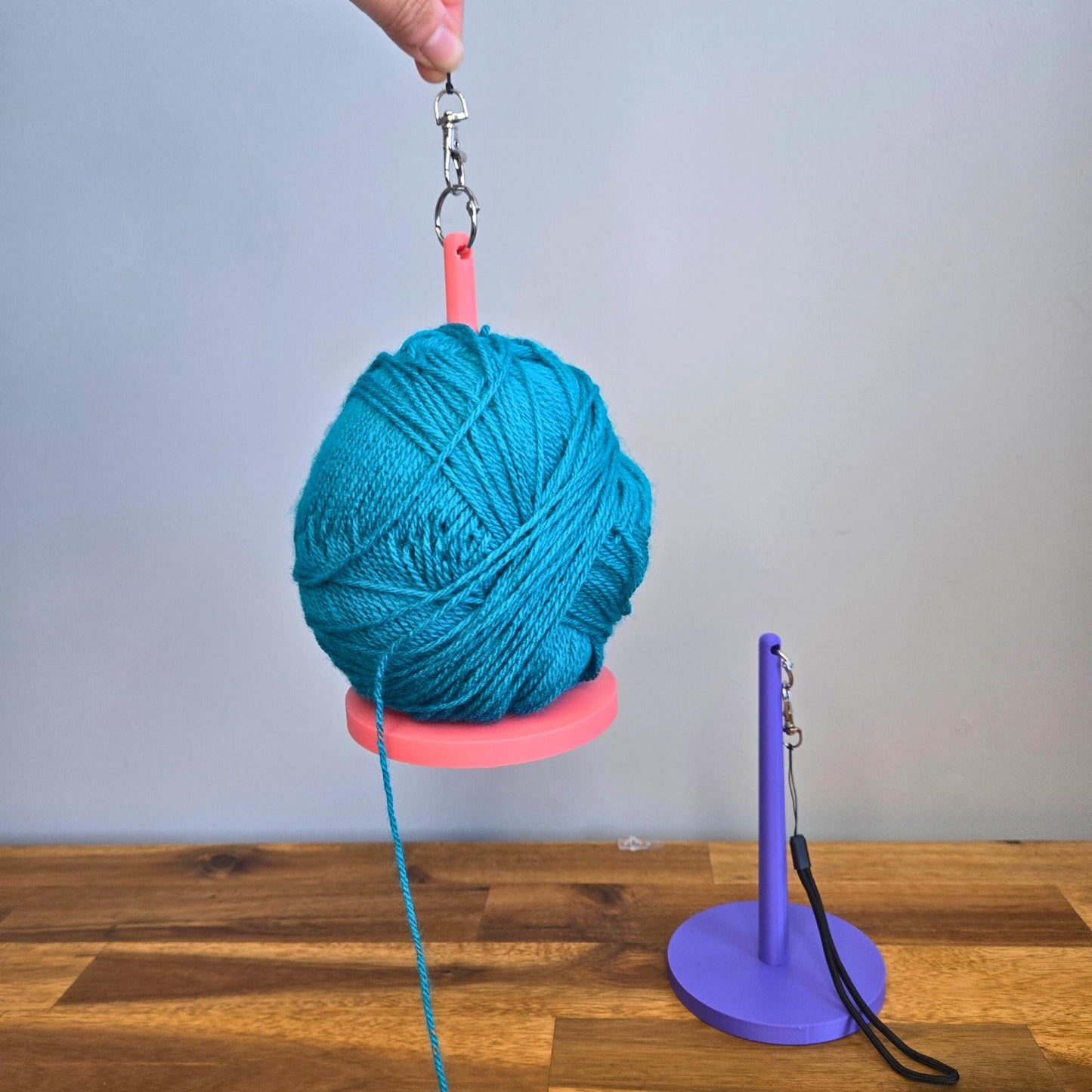 Rotating Yarn Hanger
