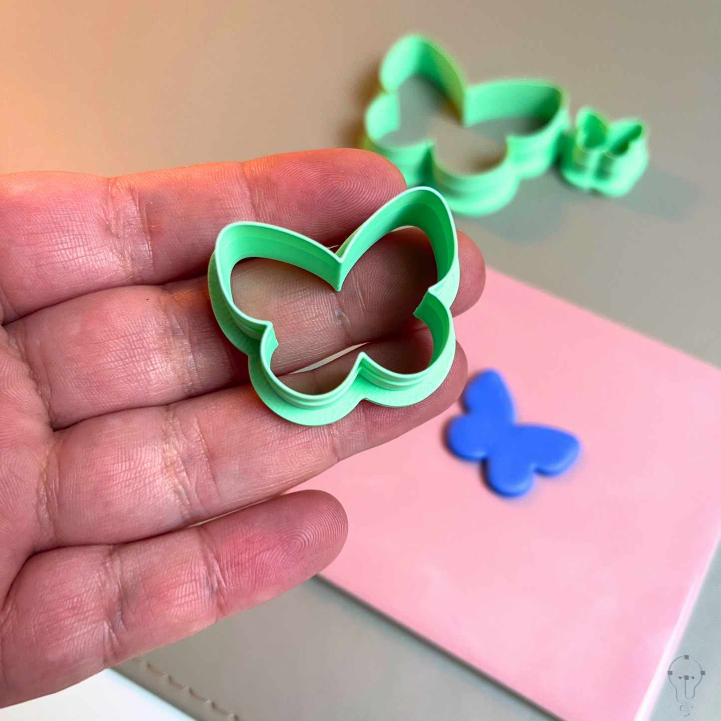 This is a 3D Print file for a Butterfly cutter - perfect for all sorts of crafts like polymer clay, air dry clay, cookies, ceramics and more. Easy to print and use!