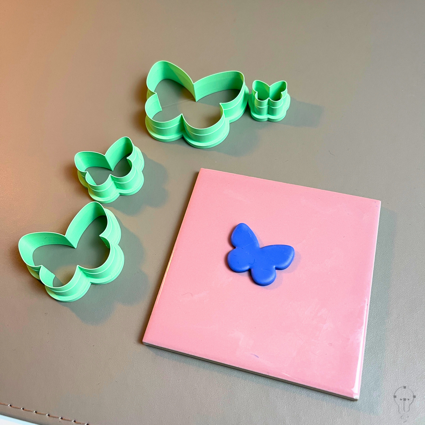 This is a 3D Print file for a Butterfly cutter - perfect for all sorts of crafts like polymer clay, air dry clay, cookies, ceramics and more. Easy to print and use!