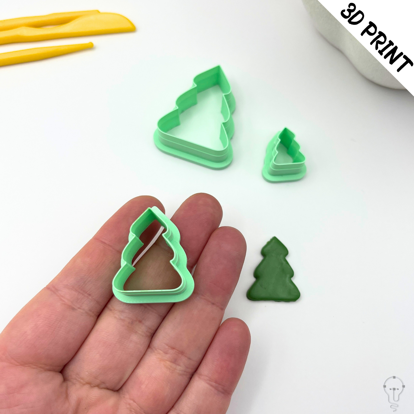 This is a 3D Print file for a Christmas Tree shaped cutter - perfect for all sorts of crafts like polymer clay, air dry clay, cookies, ceramics and more. Easy to print and use!