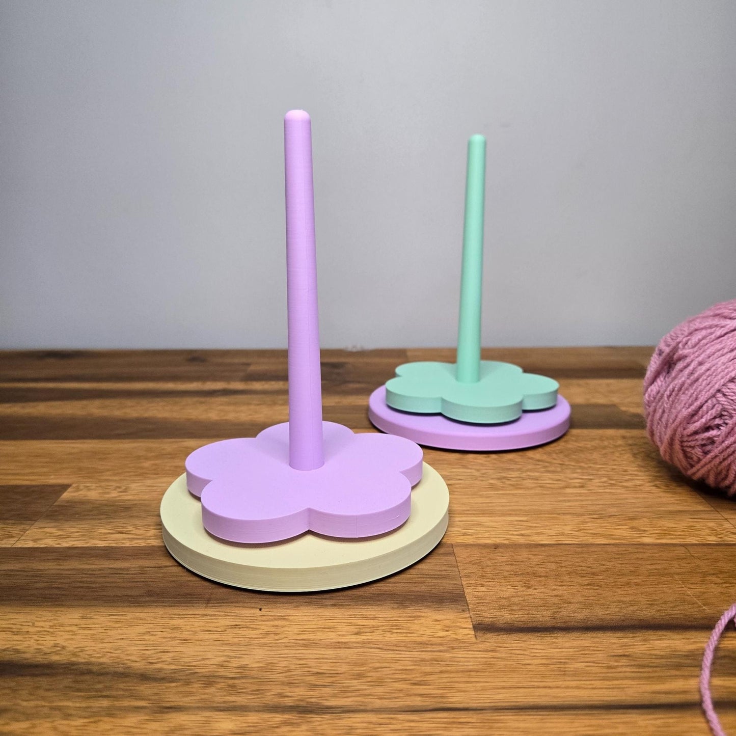 Rotating Yarn Holder