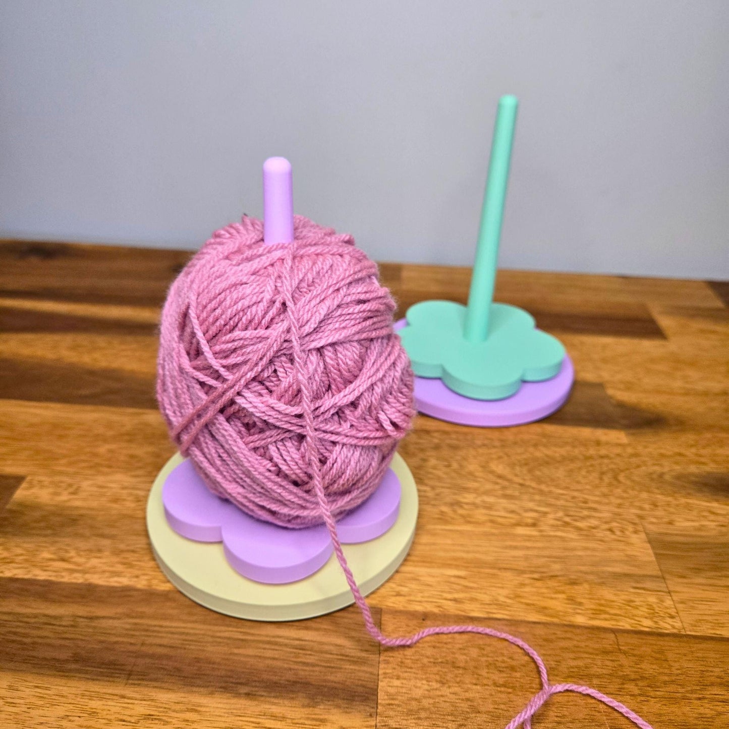 Rotating Yarn Holder