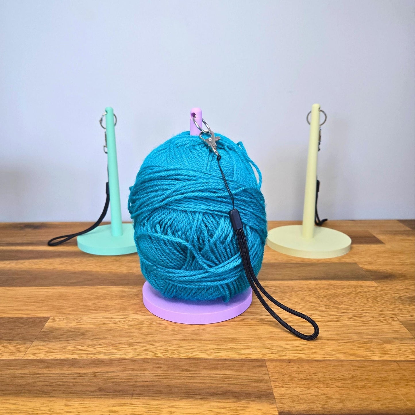 Rotating Yarn Hanger