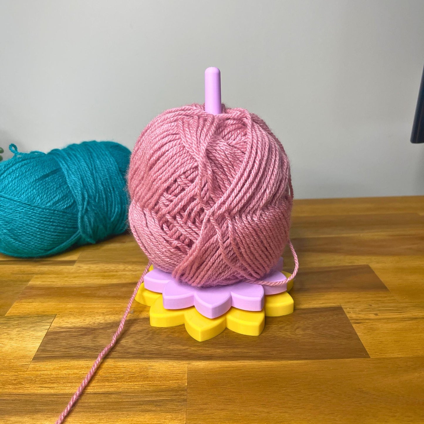 Rotating Yarn Holder STL Files for 3D Printing