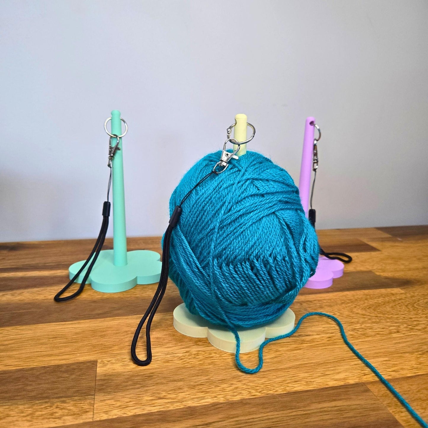 Rotating Yarn Hanger