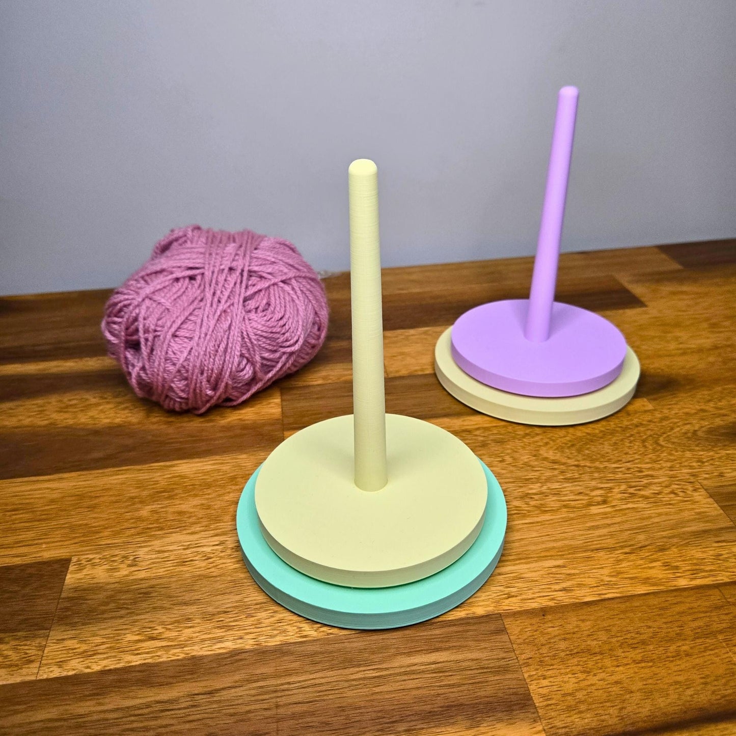 Rotating Yarn Holder